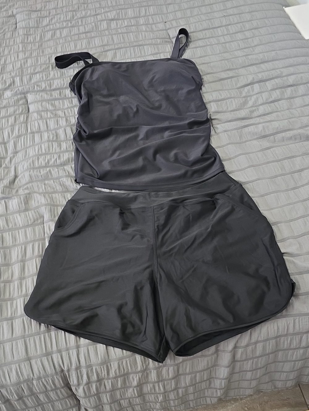 Women’s Black Swim Shorts With Large Tankini Top Nwt